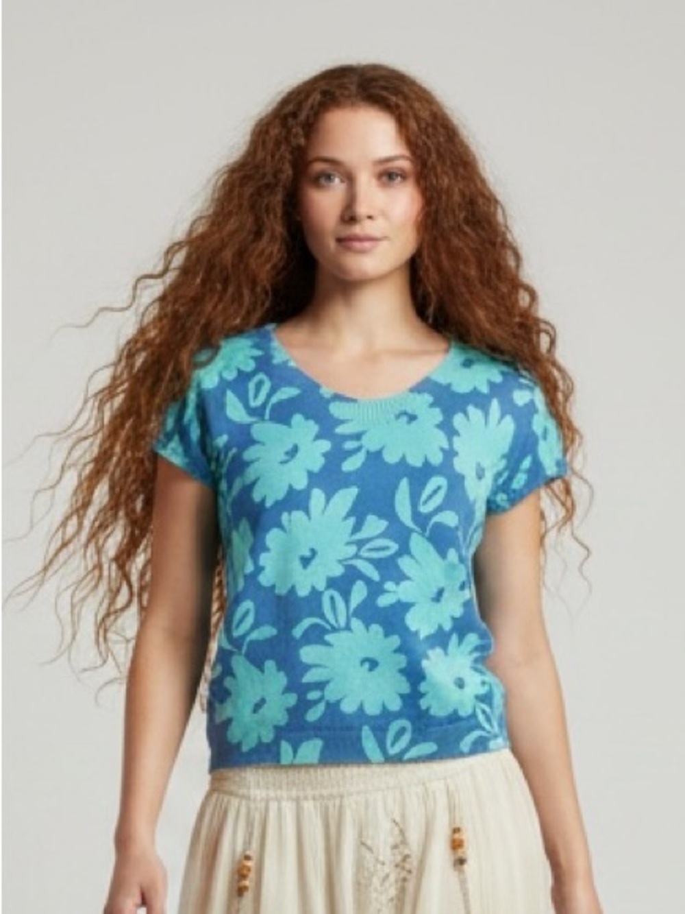 New York & Company Blue & Turquoise Floral Knit Top - Size S - Ramie/Cotton